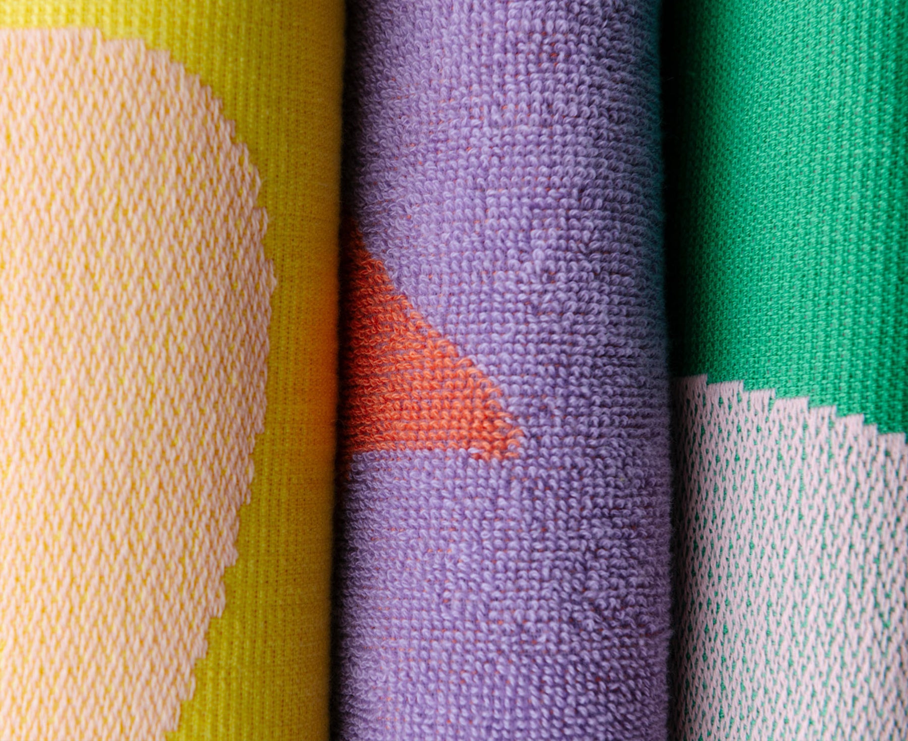 Beach Towel - Giant Agua - by Volver