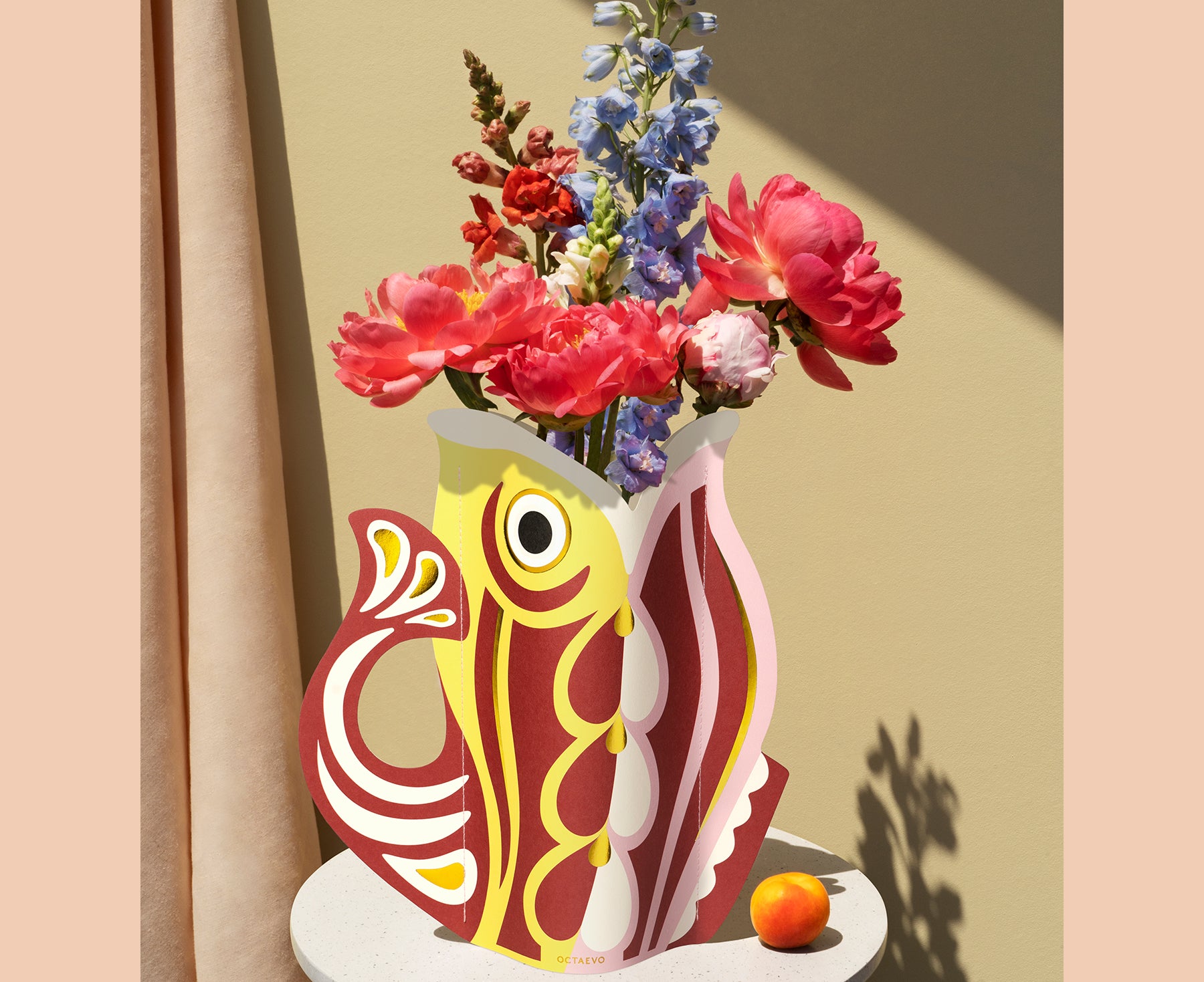 Paper Vase - Large Ruby Fish - by Octaevo