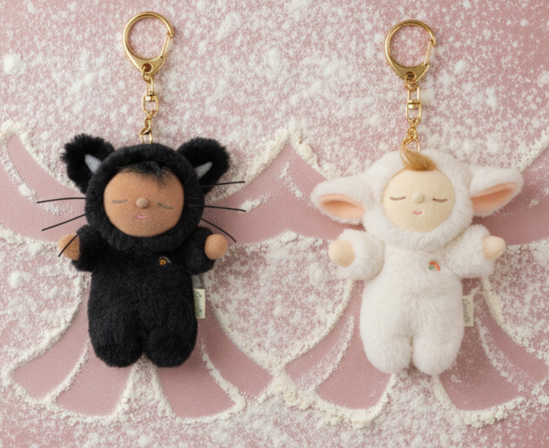 Cozy Dinkum Bag Charm - Nox - by Olli Ella